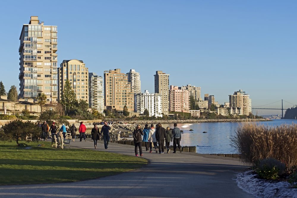 Indian Cuisine in Dundarave. WEST VANCOUVER: The popular Metro Vancouver district, West Vancouver, touches the Pacific Ocean, and is close to Bellevue Ave, a popular promenade for walking, named Dundarave Beach.